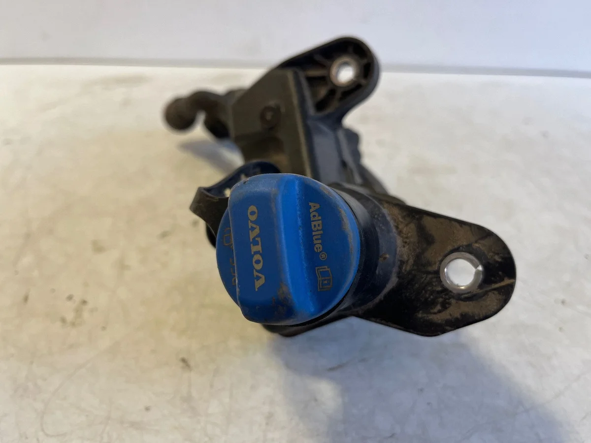 Réservoir AdBlue Volvo V60 32139159 image 4