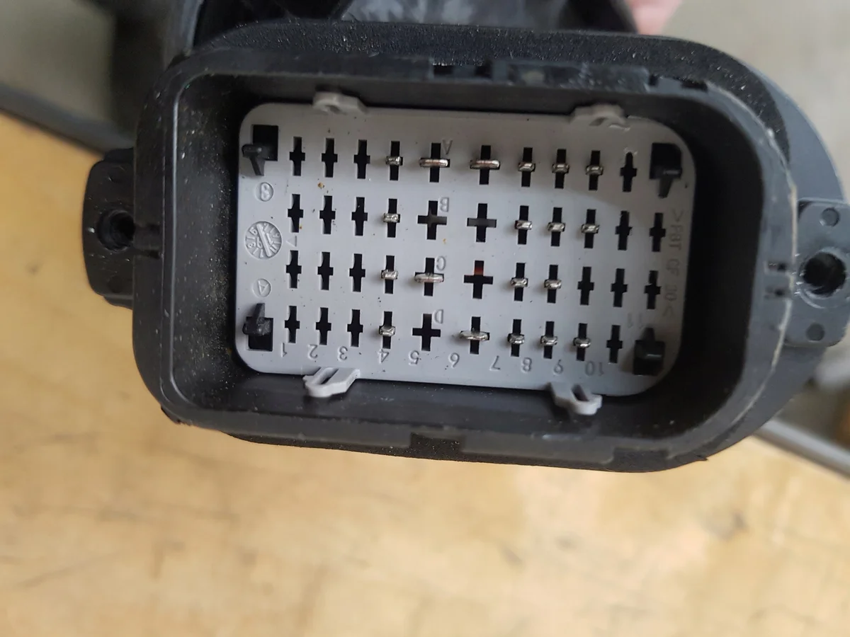 Renault connector plug 211pl429s0034 image 6