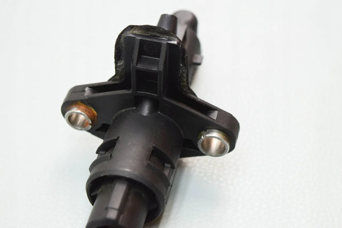 Pompette d'embrayage Skoda 6R0721388D image 9