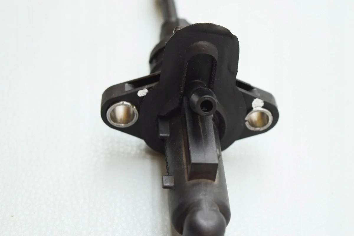 Pompette d'embrayage Skoda 6R0721388D image 10