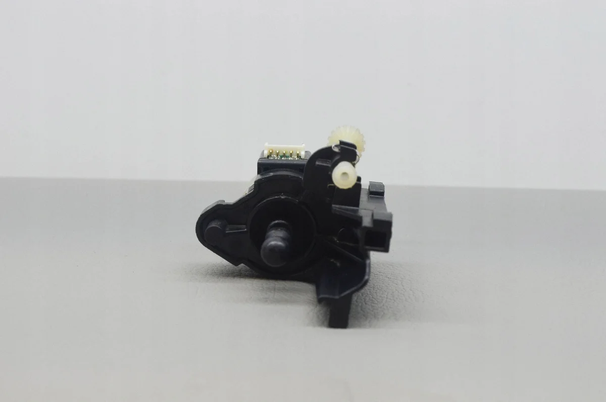 Audi A5 Scheinwerferverstellung Motor TC3Z16D