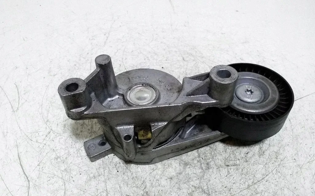 Napinacz paska alternatora VW 445010