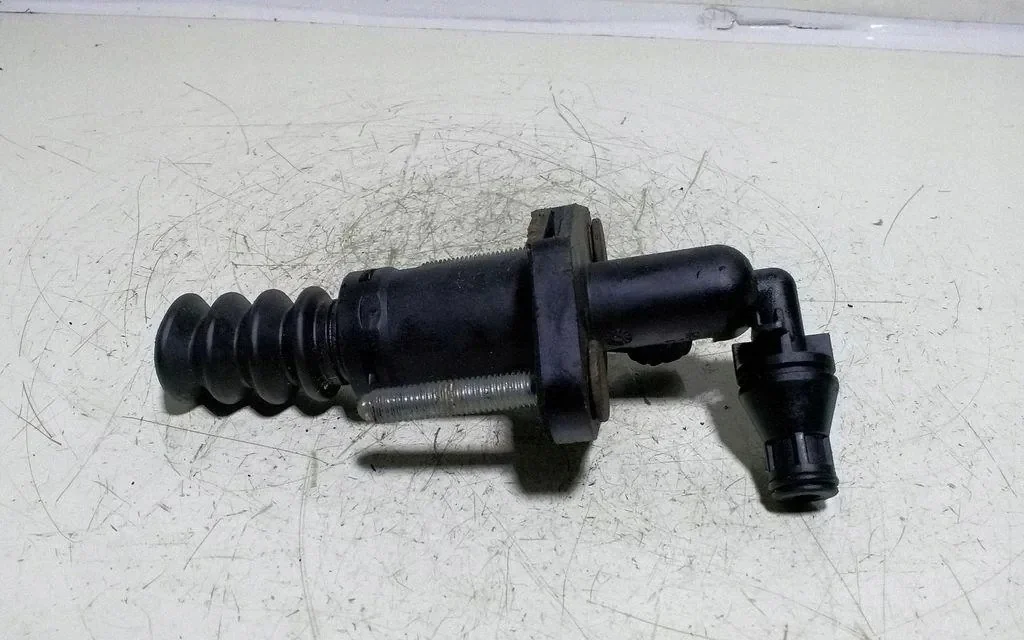 Cilindro embrague Opel Vectra C 24412669 image 3
