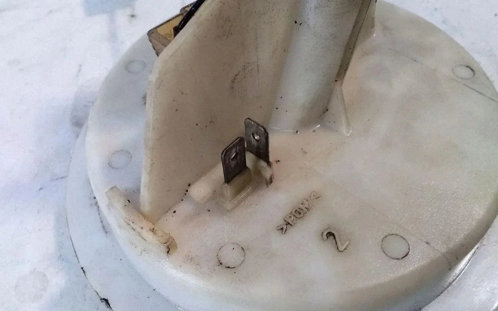 Sensor Nivel Combustible Audi A6 C5 Allroad 4B0201317R image 3
