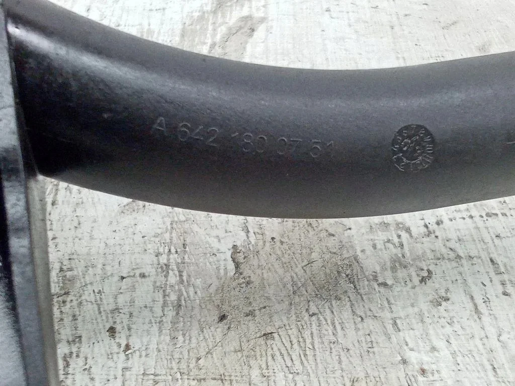 Oil Sump Pipe Mercedes-Benz C W204 A6421800751