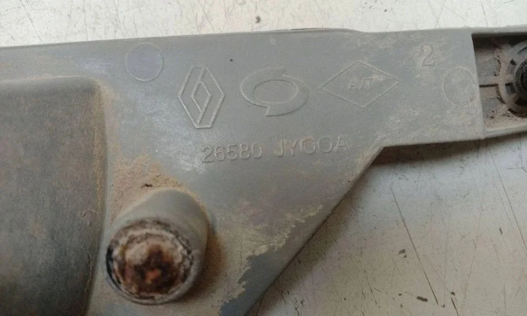 Renault Koleos Rear Left Tail Light 26580JYOOA image 3