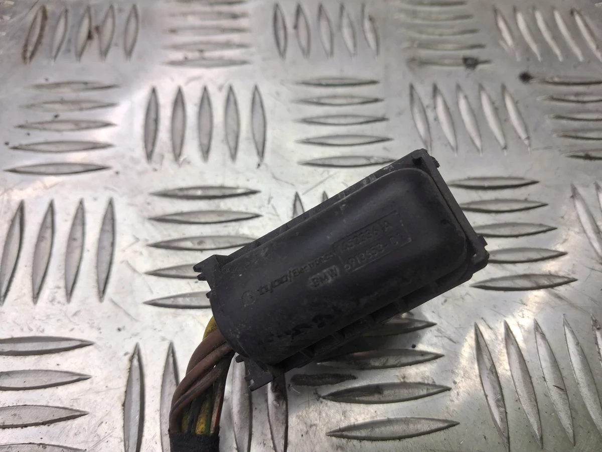 BMW Stecker 6913653 Gebraucht thumbnail 5