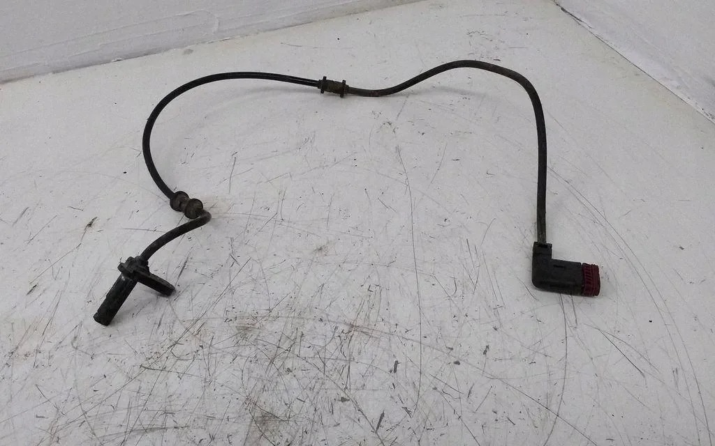 ABS Sensor Rear Left Mercedes-Benz E W212 0265009047