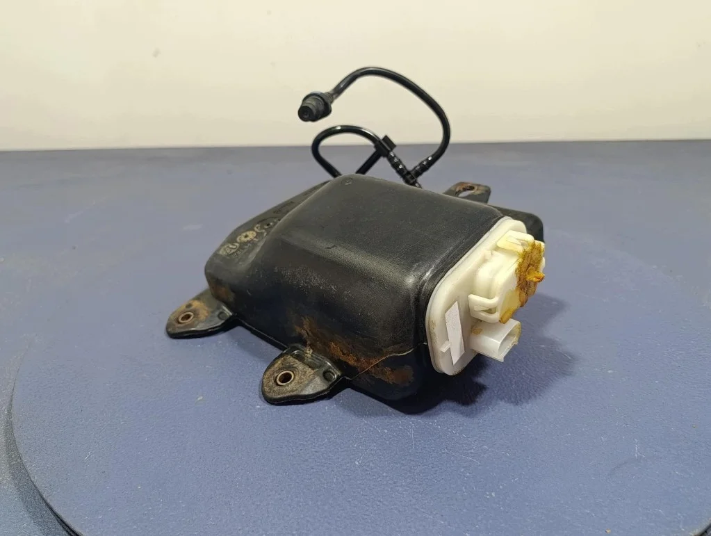 AdBlue Tank Ford C-Max 3M51-9C103-AJ
