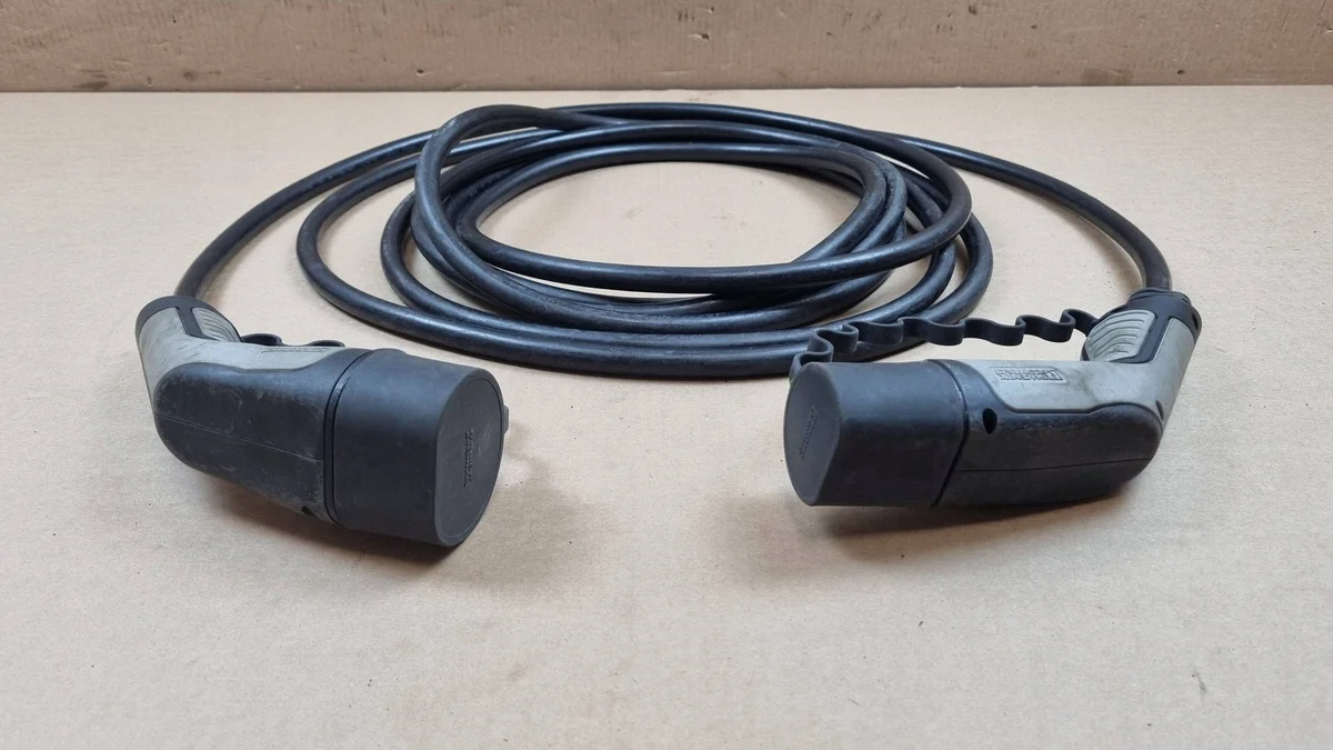Hyundai Kona EVT2G3PC Ladekabel gebraucht thumbnail 1