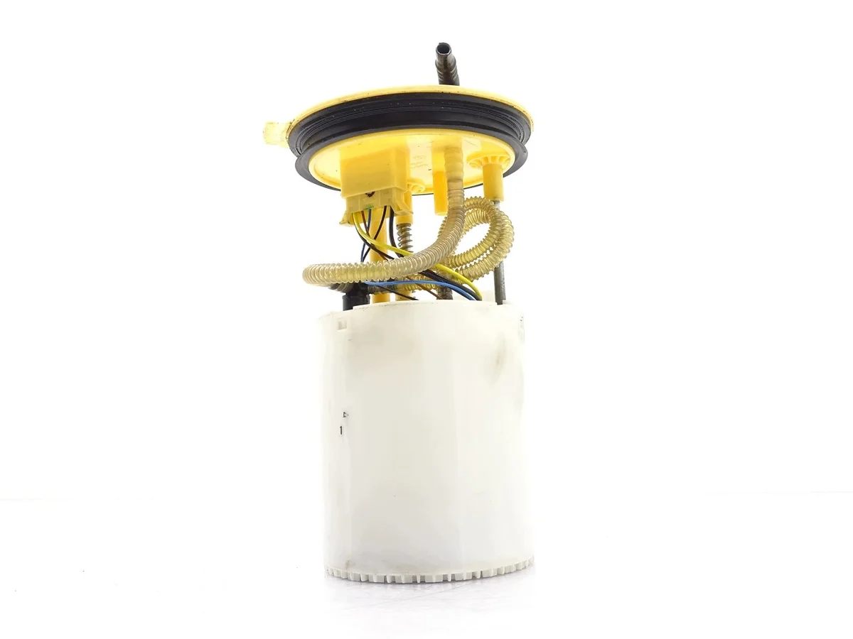 Bomba de combustible VW Scirocco III 2.0 TDI 1K0919050AD