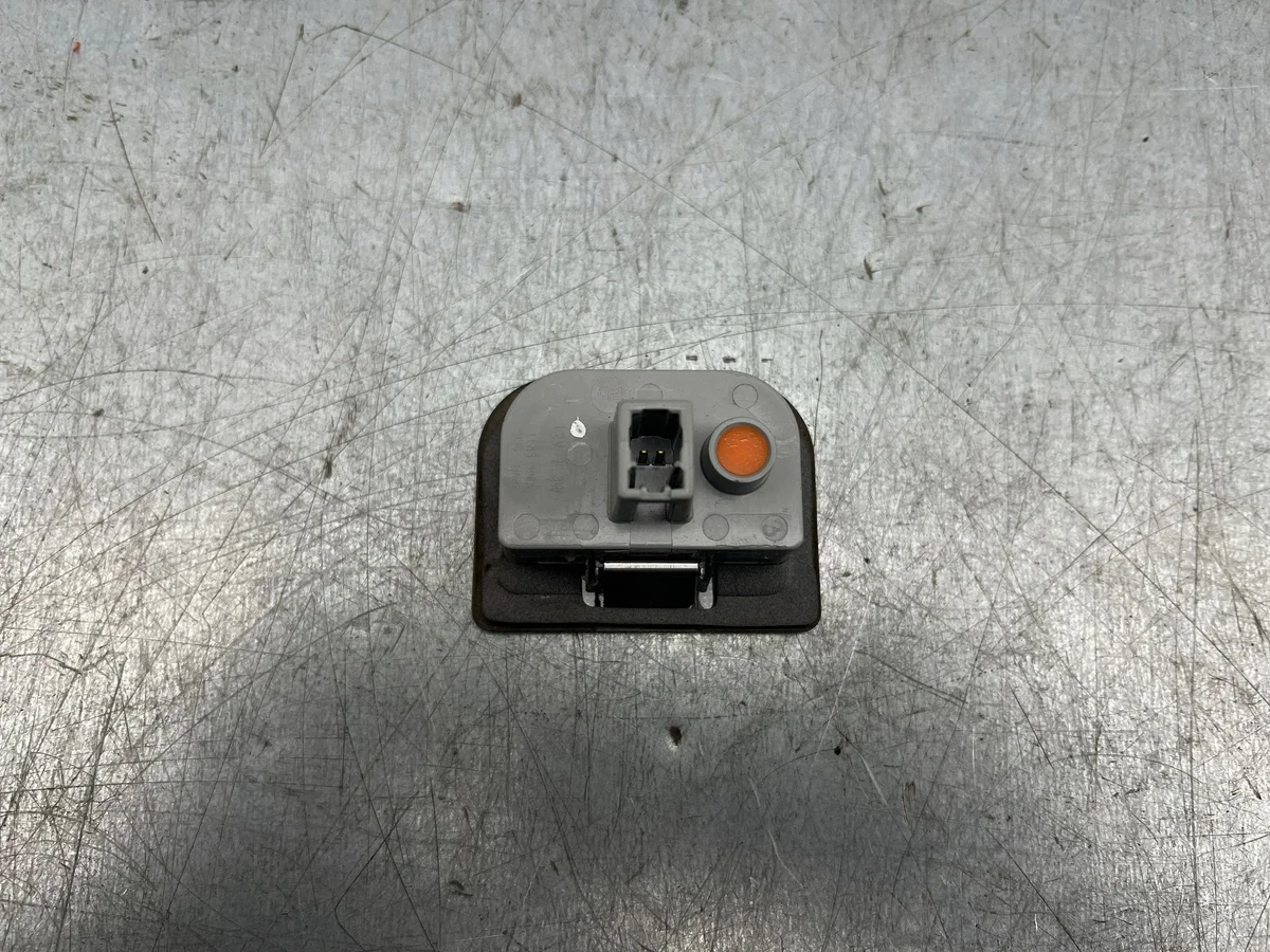 Lampada Targa Hyundai 92501G4600 Usata image 3