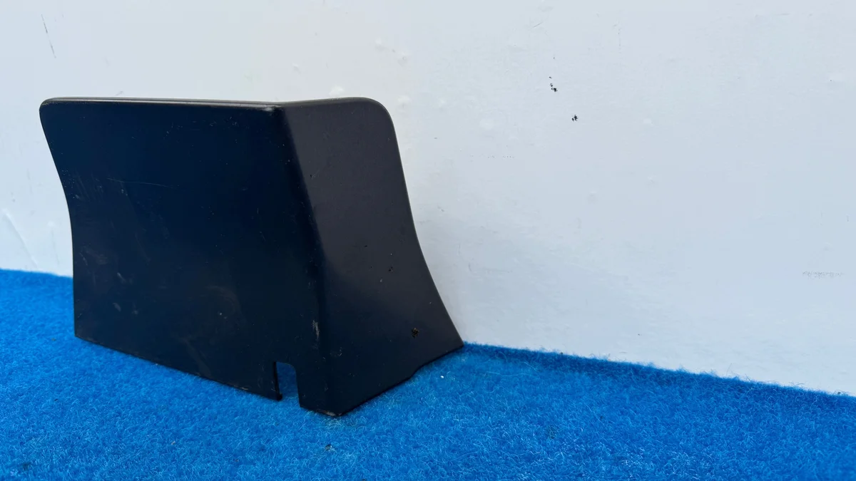 Cache spoiler hayon Ford Ranger T6 AB39-2628555