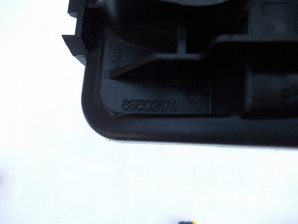 Nissan Qashqai Rücklicht Einsatz 89503174 image 6
