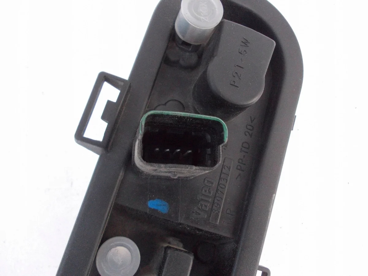 Nissan Qashqai J10 Rücklicht-Einsatz rechts image 4