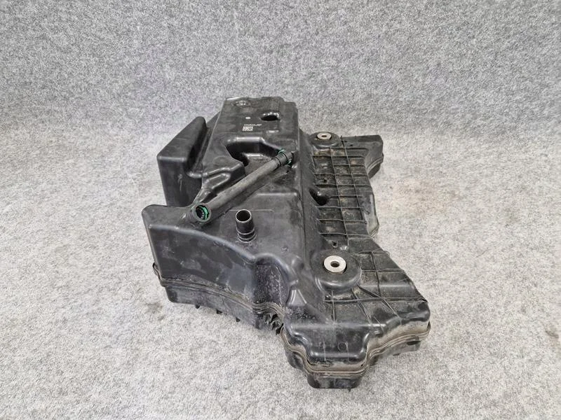 AdBlue Tank Mercedes E W213 A2134705402 image 3