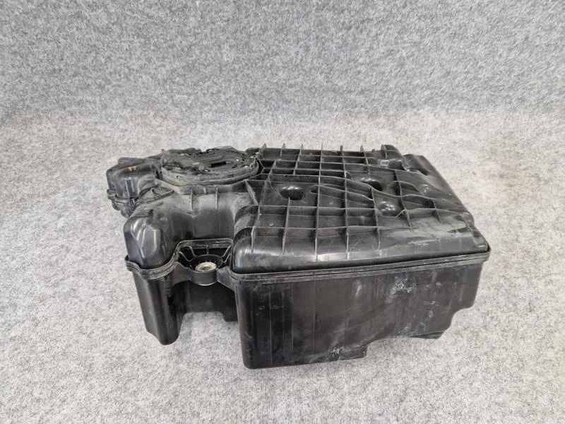 AdBlue Tank Mercedes E W213 A2134705402 image 4