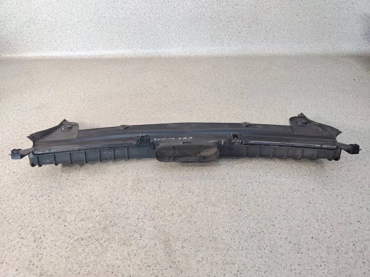 Luftführung Mercedes E W213 A2135001900 image 3