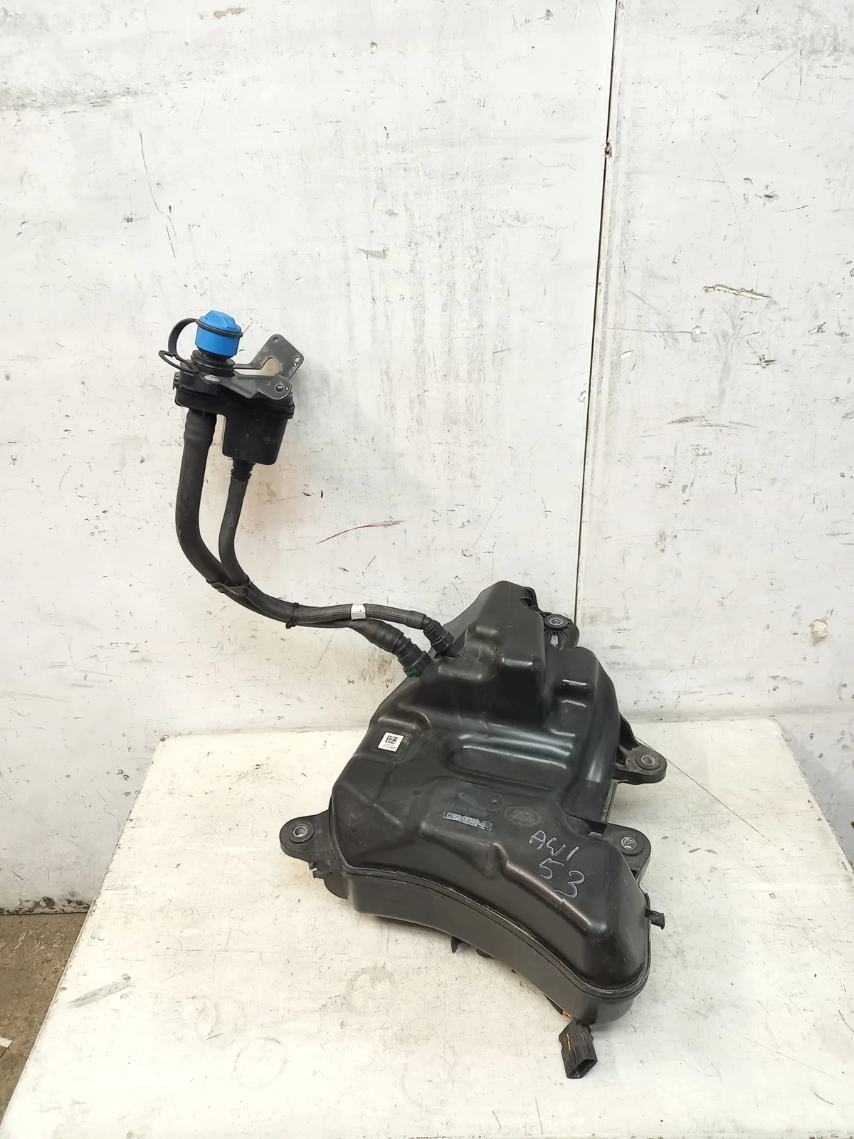 AdBlue-behållare Land Rover Discovery Sport L550 LK72-5J228-AB