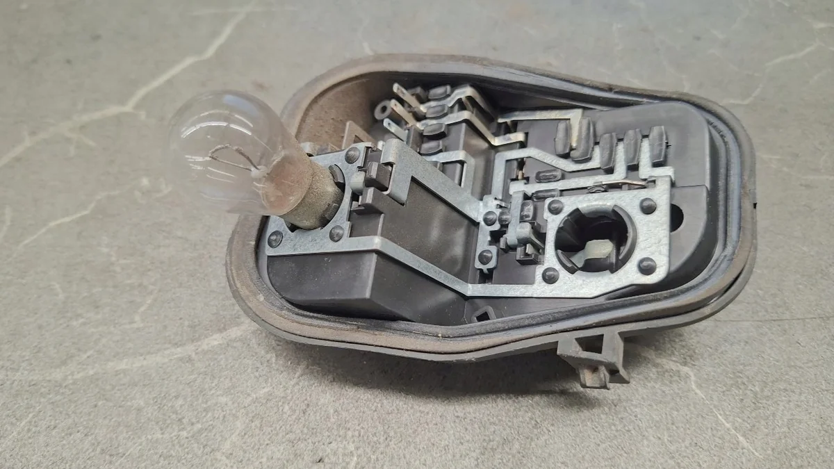 Rückleuchte links Audi A6 C6 Kombi image 3