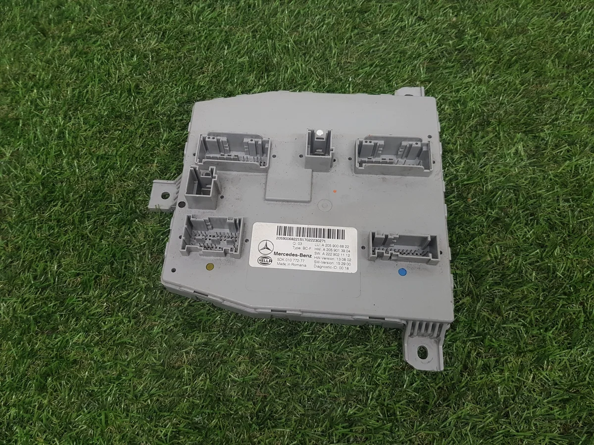 Module de commande Mercedes-Benz W205 A2059006822