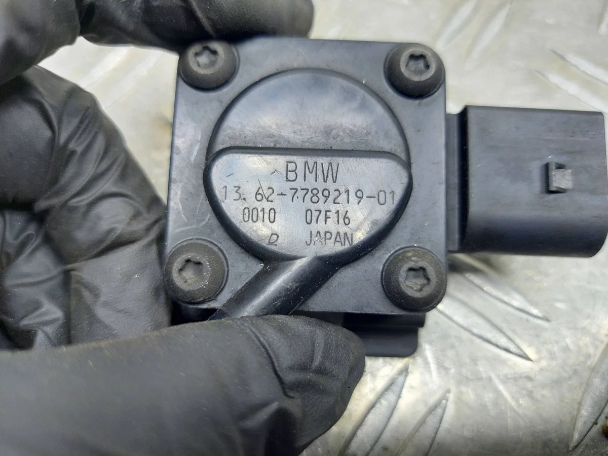 Avgastrycksgivare BMW 7789219 image 4