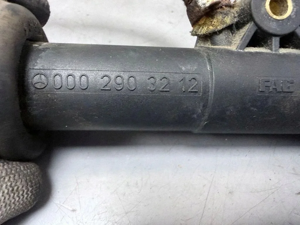 Kytinkuppisylinteri Mercedes Vito 638 image 3