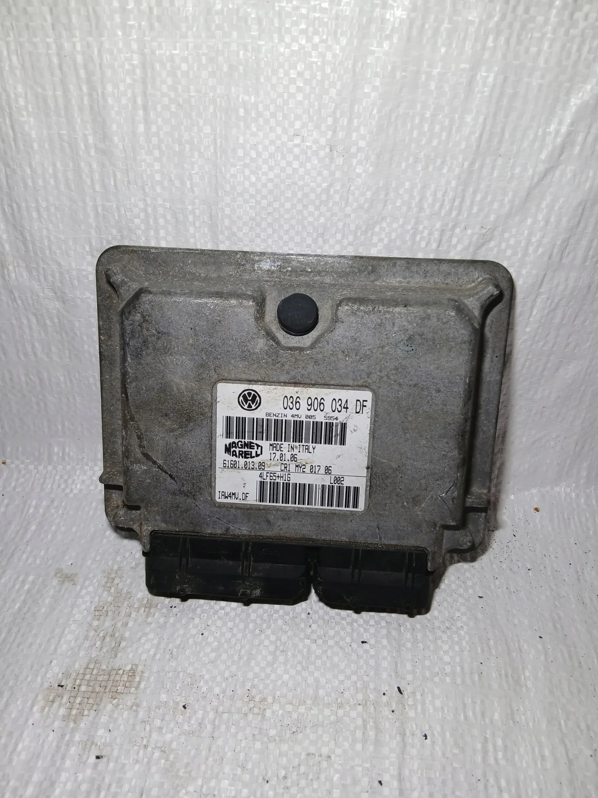 Calculateur moteur Skoda Fabia 1.4 036906034DF