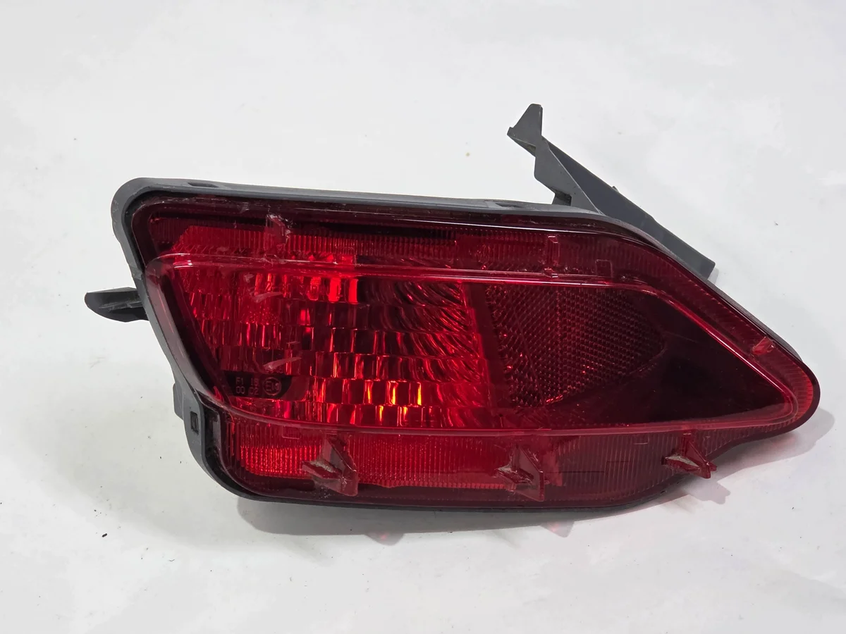 Nebelscheinwerfer Links Hinten Toyota RAV4 IV