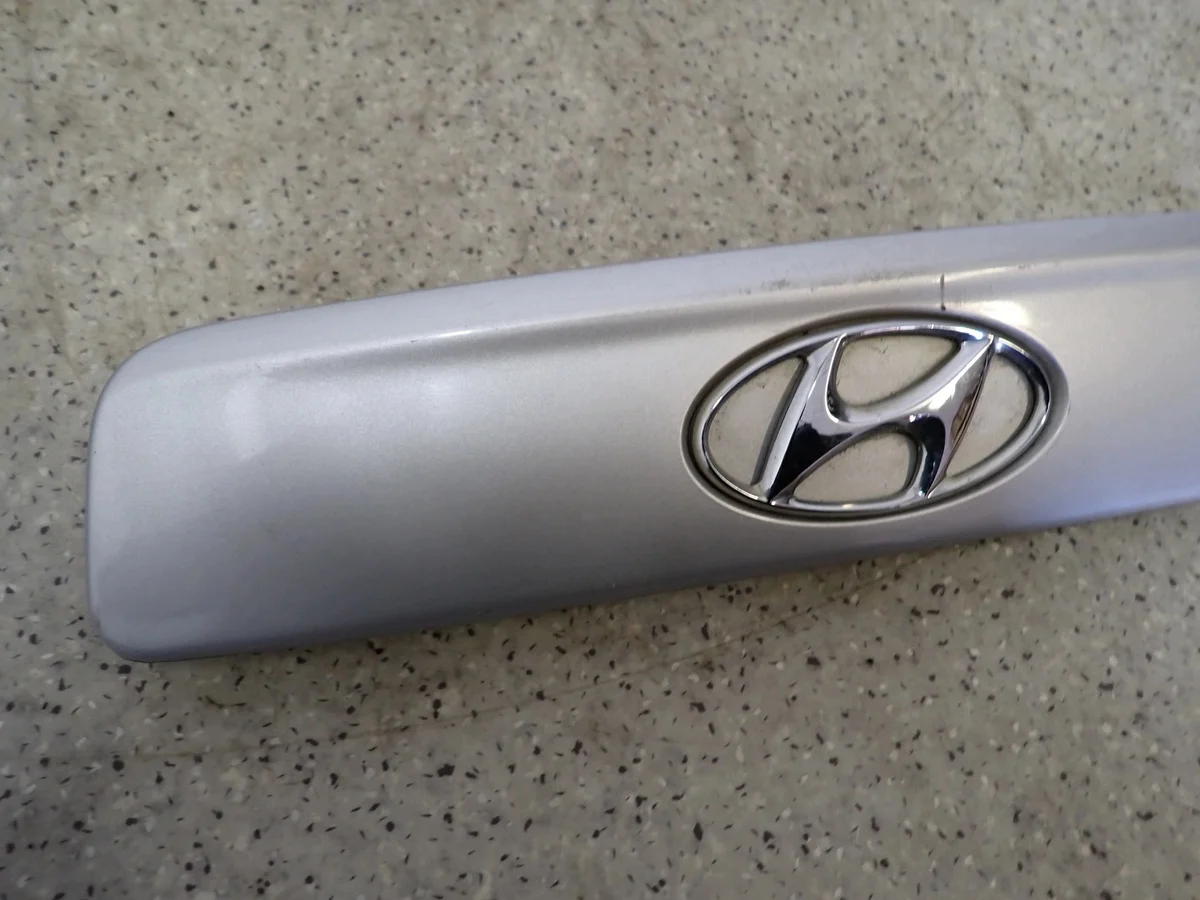 Hyundai Getz 06-10 Listello Bagagliaio thumbnail 1