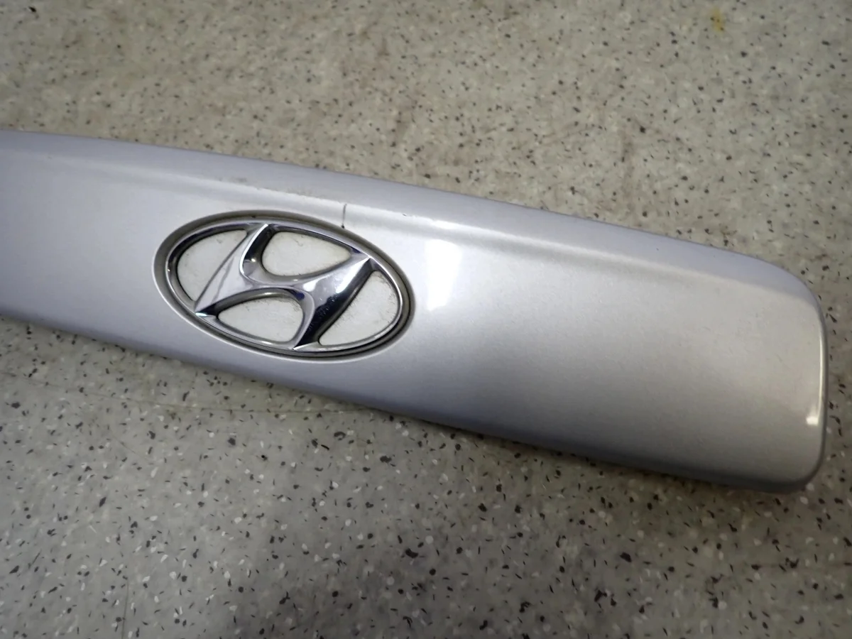 Hyundai Getz 06-10 Listello Bagagliaio thumbnail 3