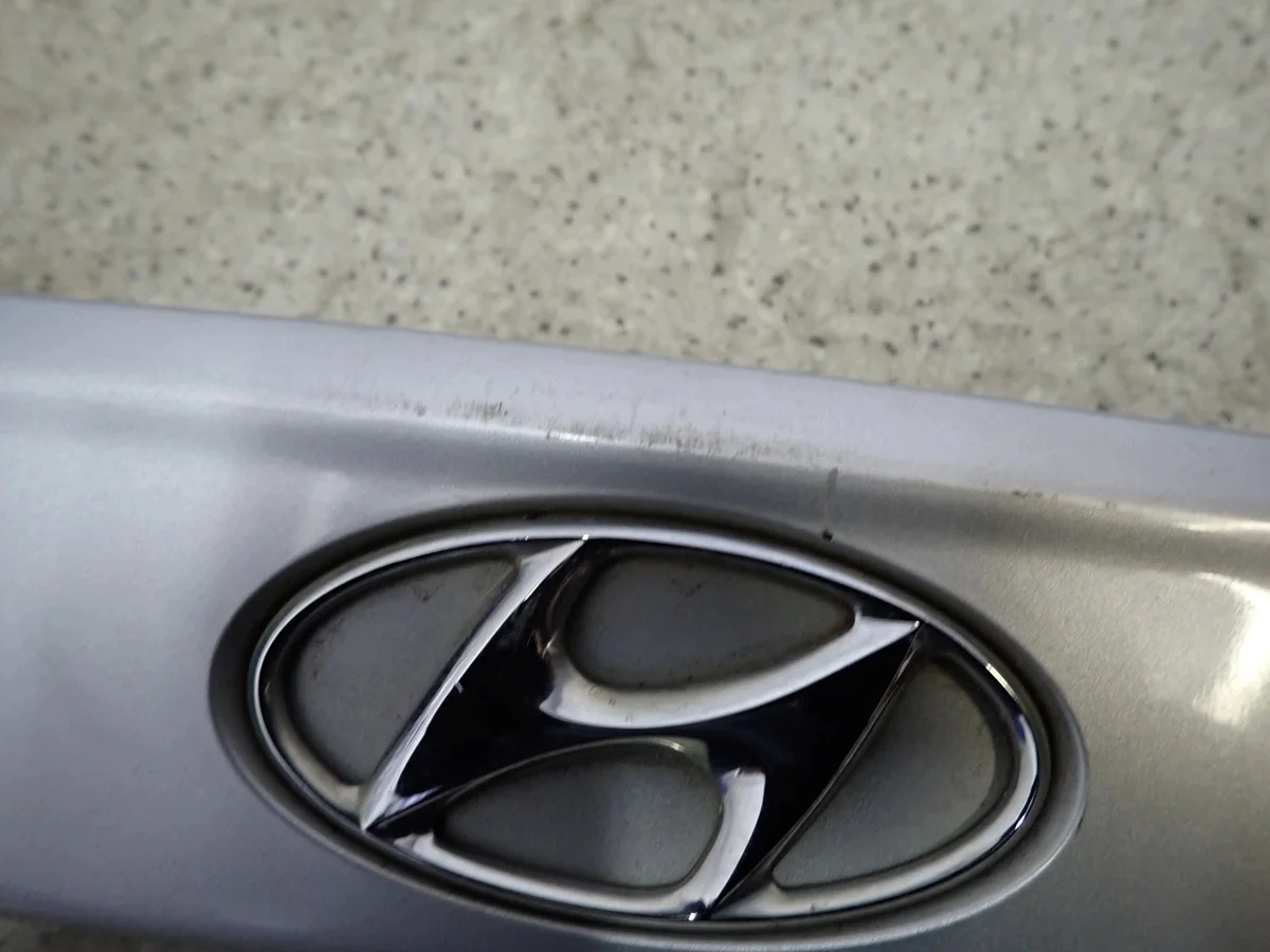 Hyundai Getz 06-10 Listello Bagagliaio thumbnail 4