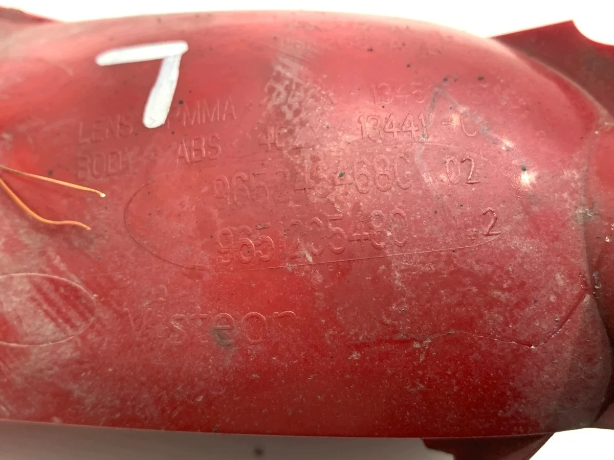 Citroen C4 Rückleuchte links hinten image 9