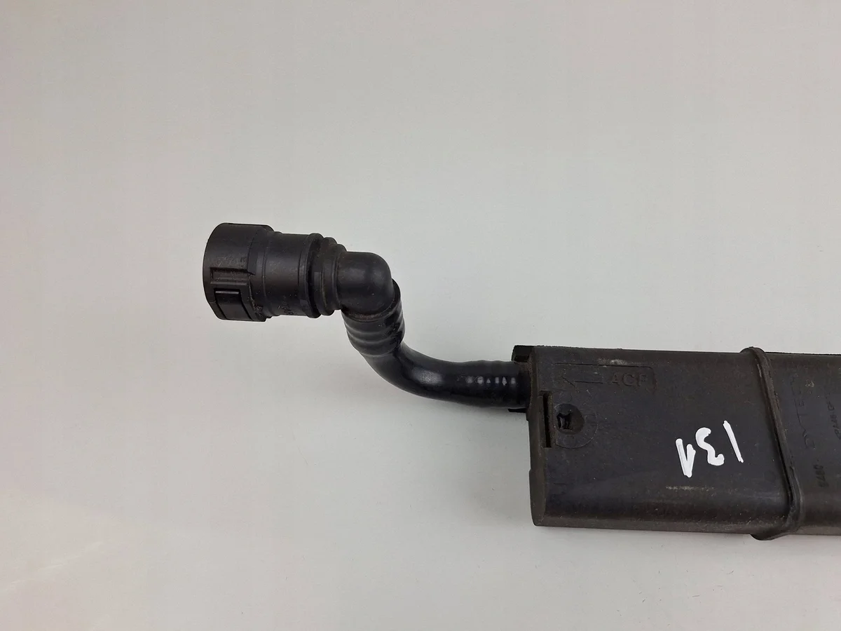 Filtre à charbon Maserati Ghibli 06700305810 image 3