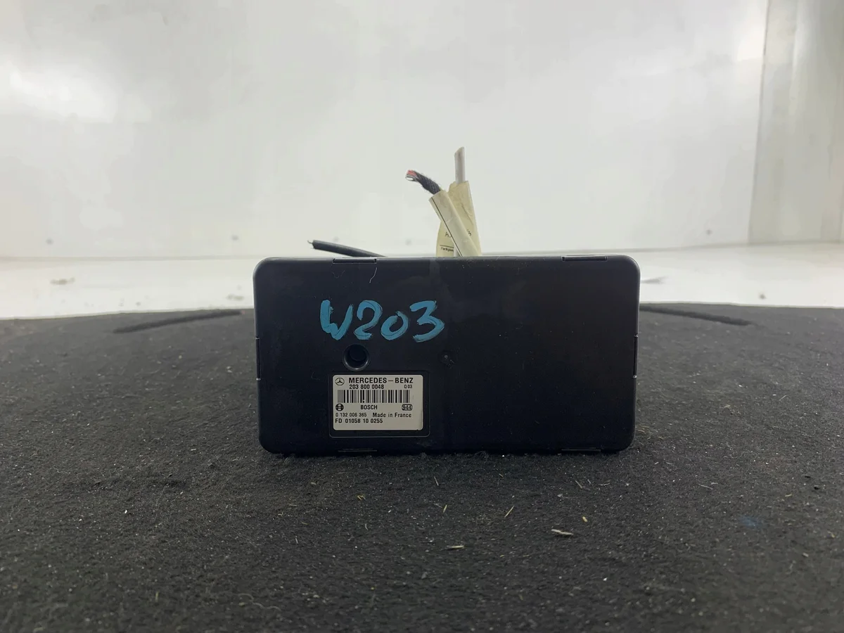 Mercedes W203 Central Locking Pump 2038000048