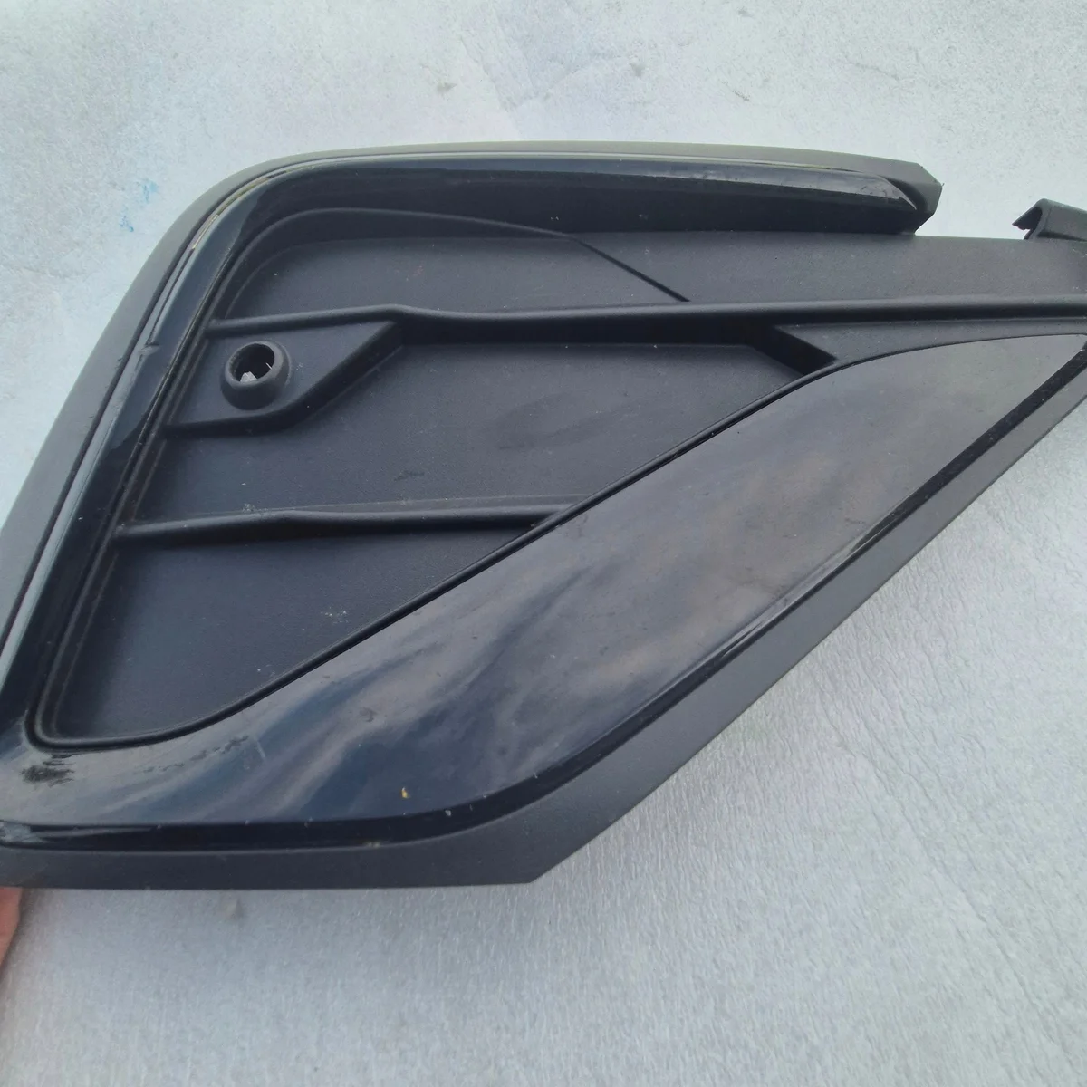 Grille de pare-chocs VW Tiguan II 5NN853666D image 3