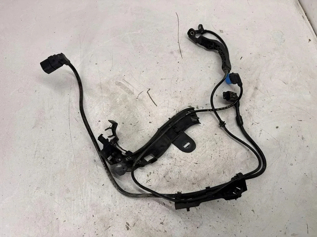 ABS sensor achter links Infiniti QX30 47900HG00A image 4