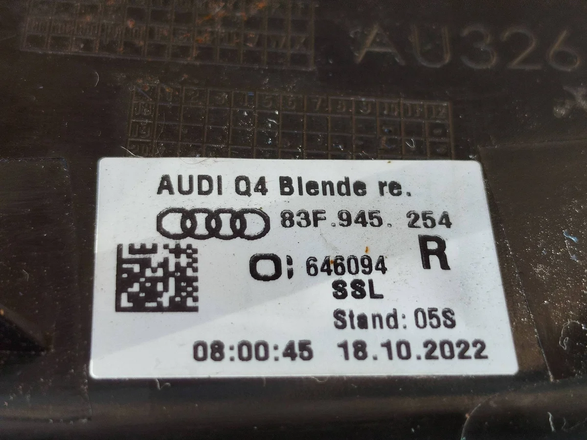 Feu arrière Audi RS Q3 Sportback 83F945254 image 3
