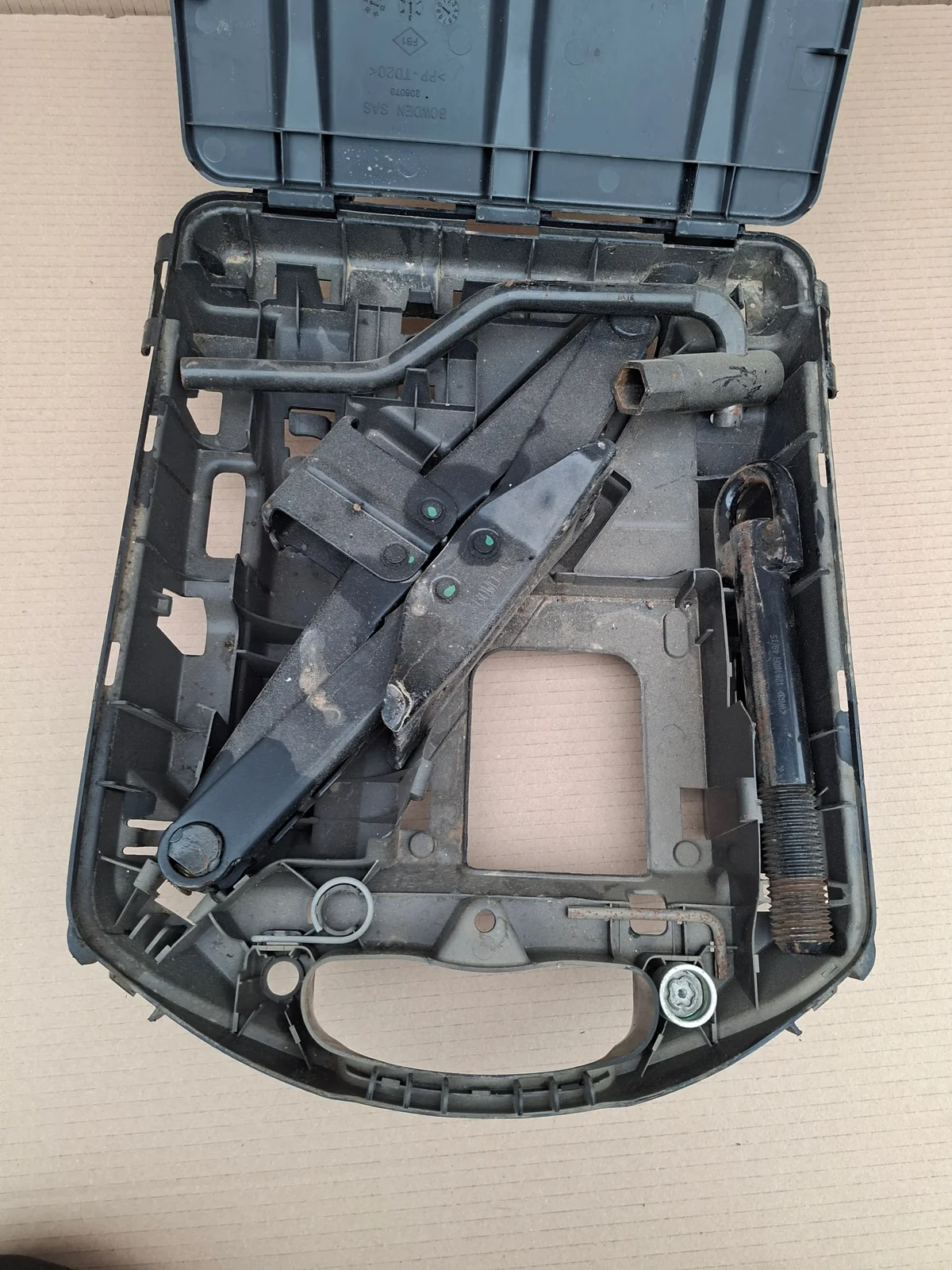 Kit Reparação Roda Renault Trafic III OEM 995018195R image 7