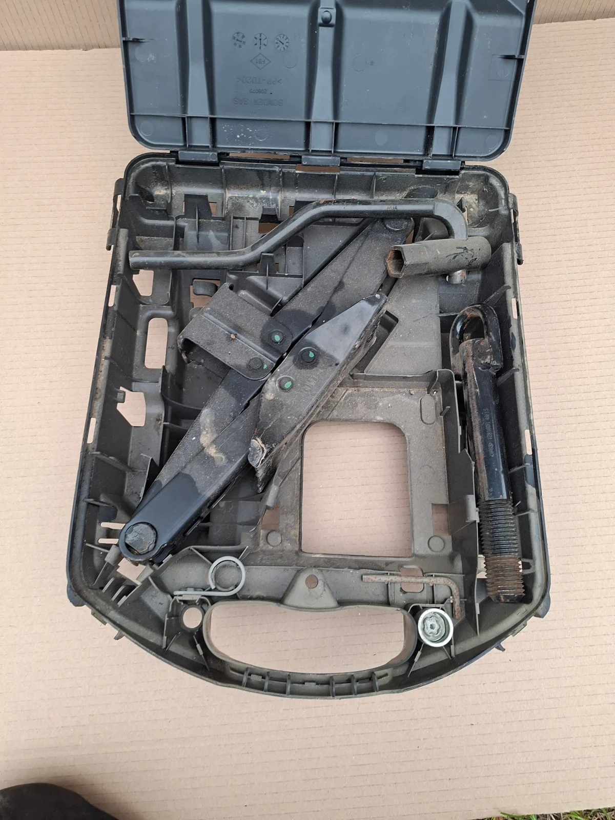 Kit Reparação Roda Renault Trafic III OEM 995018195R image 10