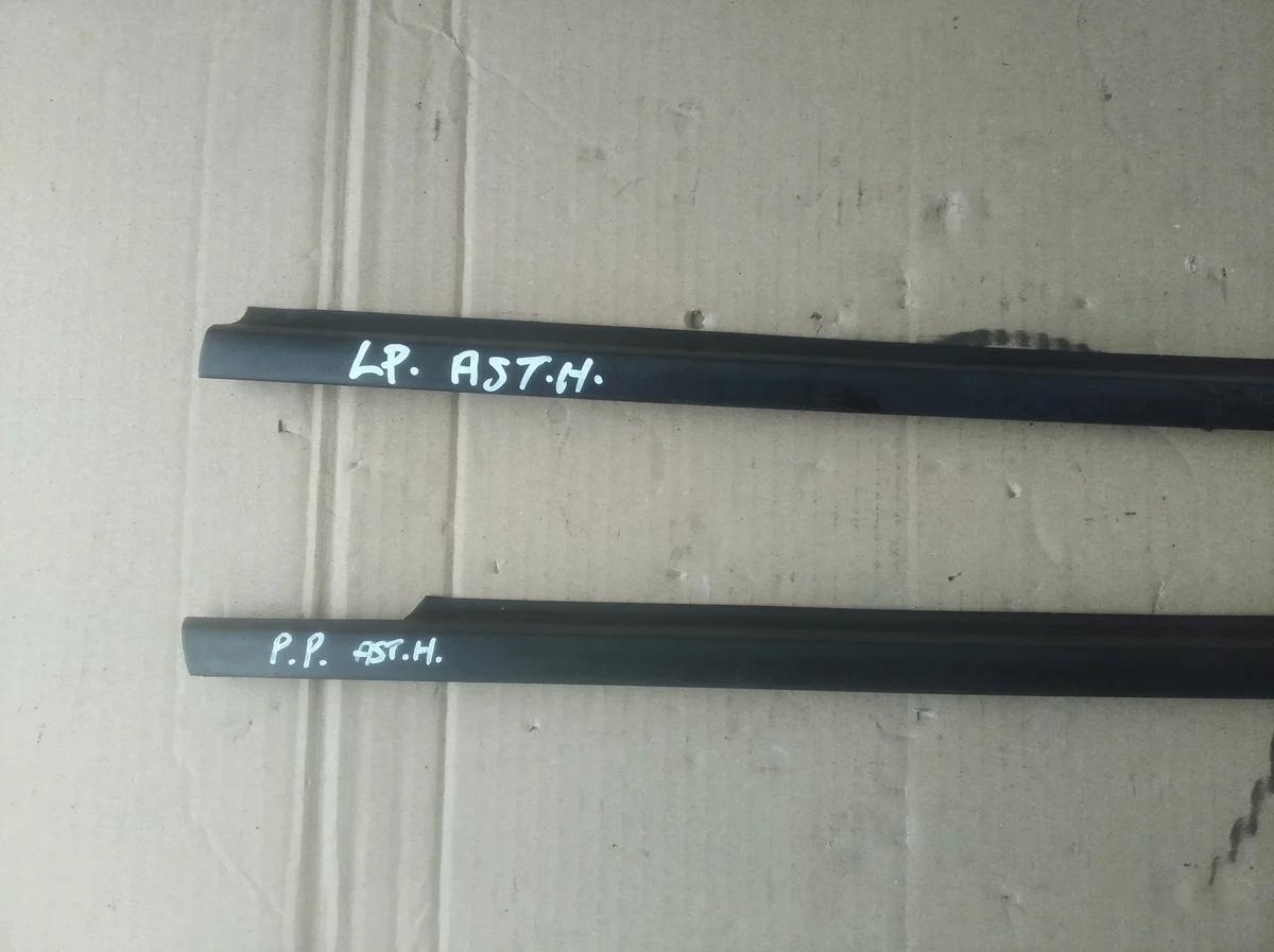 Listello per finestrino Opel Astra H image 3