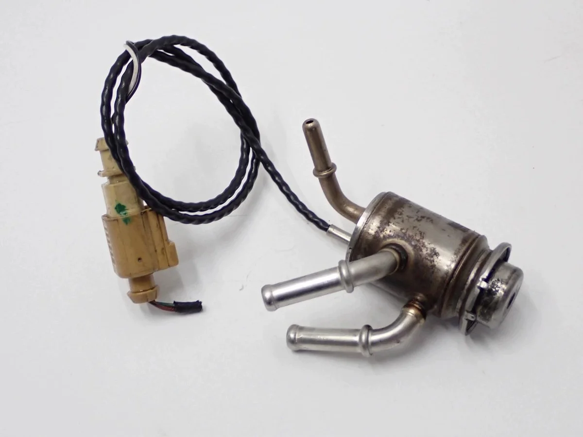 AdBlue Injector Audi A4 B9 8W A5 II F5 2.0 TDI 05L131113K