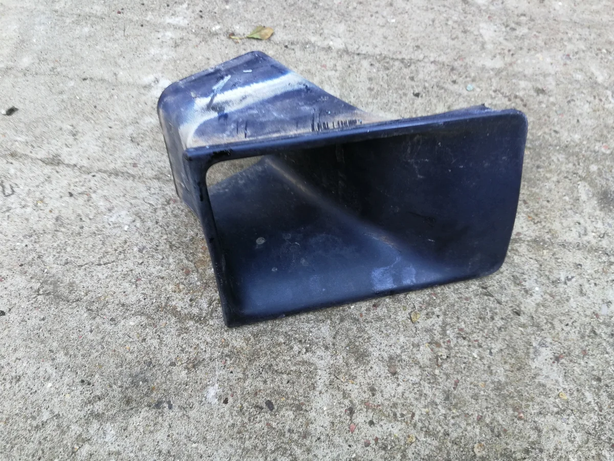 BMW E30 Lufteinlass vorne links gebraucht