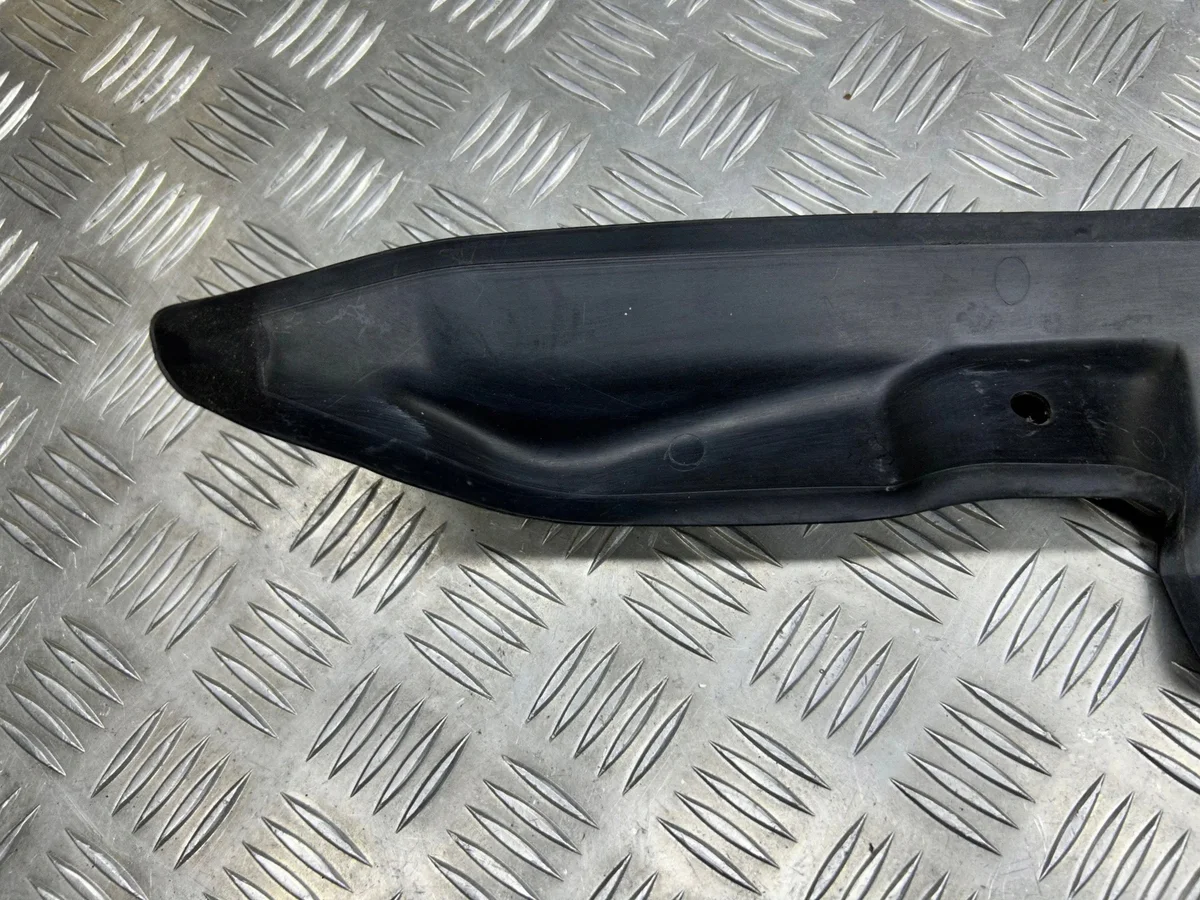 Kotflügelabschluss SKODA OCTAVIA II 1Z0821112 image 3