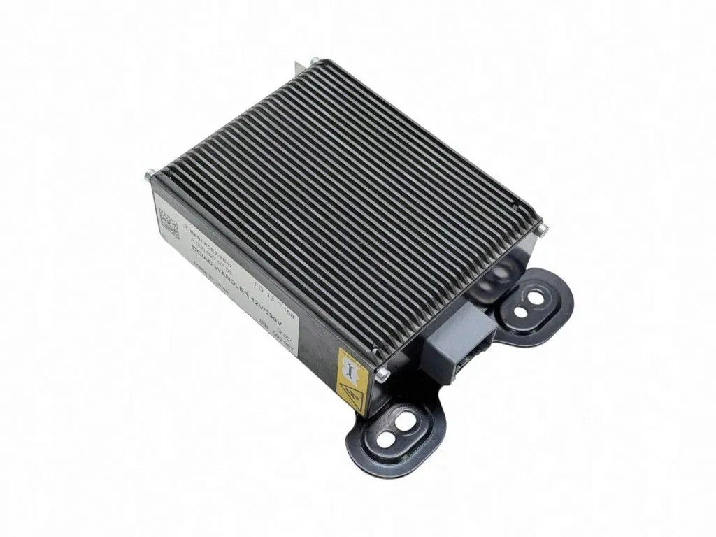 Convertidor de voltaje Mercedes-Benz S W222 A0008270705
