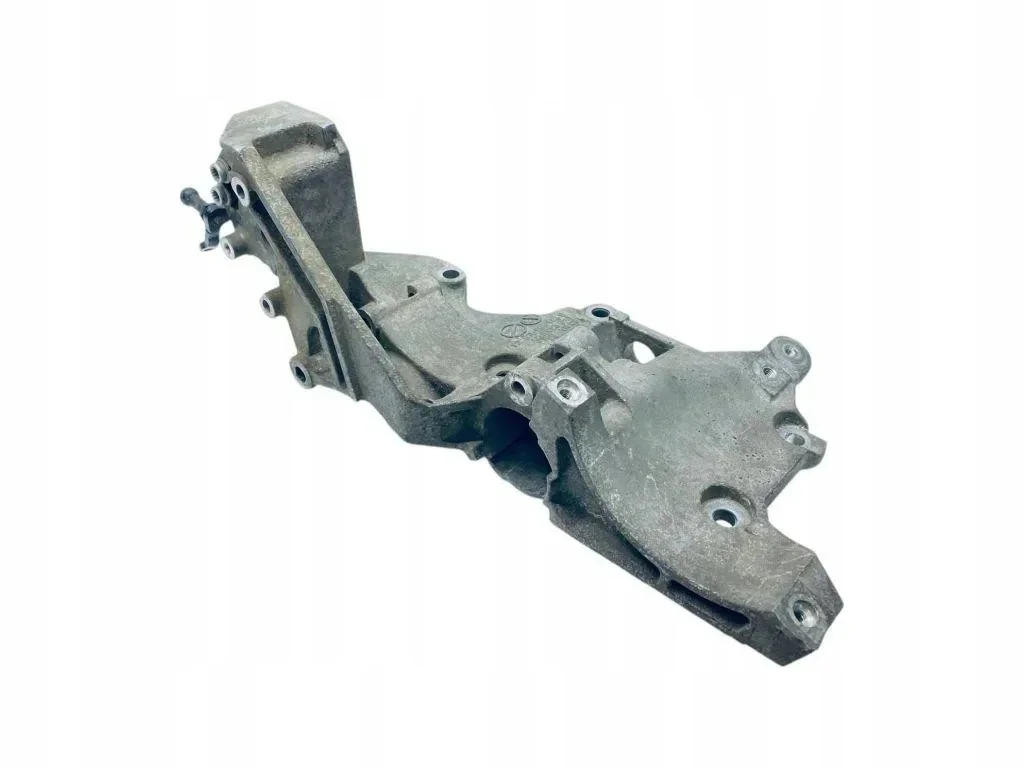 Alternator Bracket Volkswagen Jetta V 03L903139D