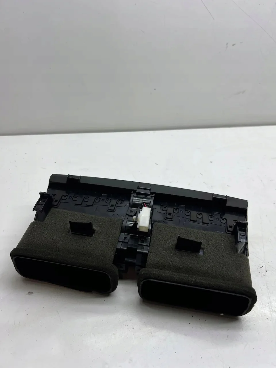 Lexus GS III Lüftungsdüse Mittel 5566030410 image 6