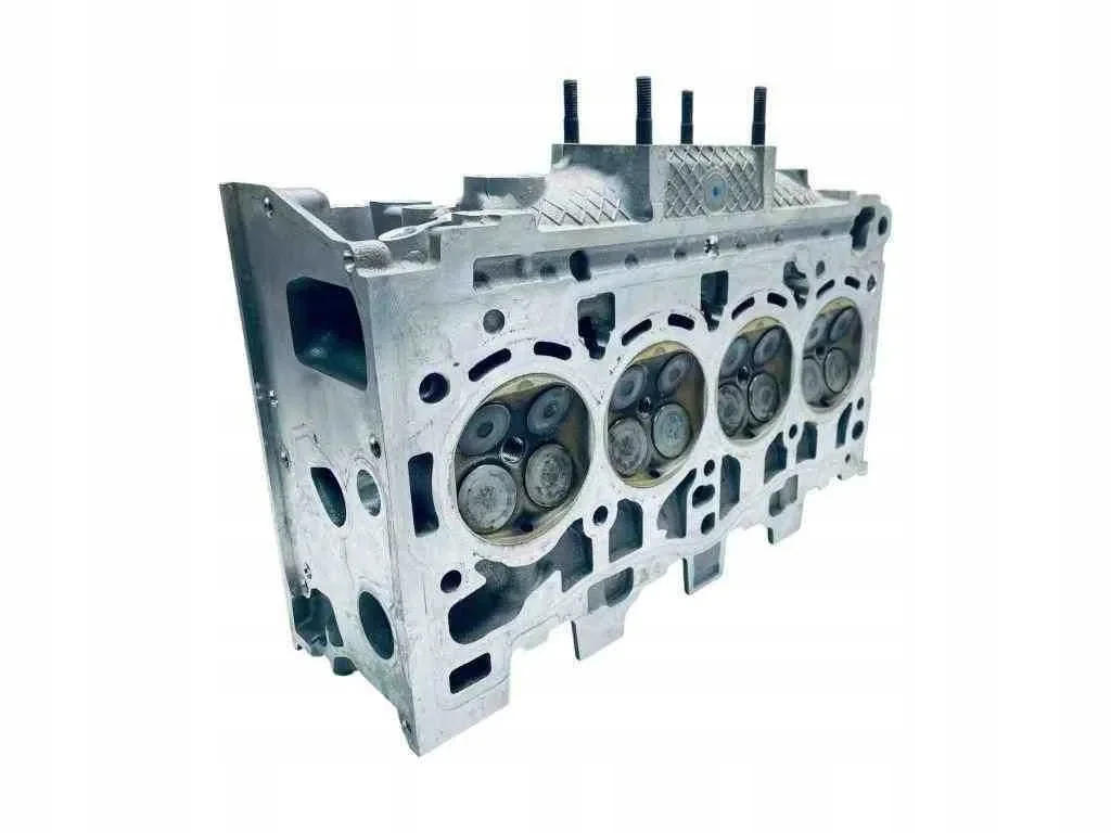 Moottorin sylinterikansi VW Passat B8 1.5 TSI 05E103264A thumbnail 7