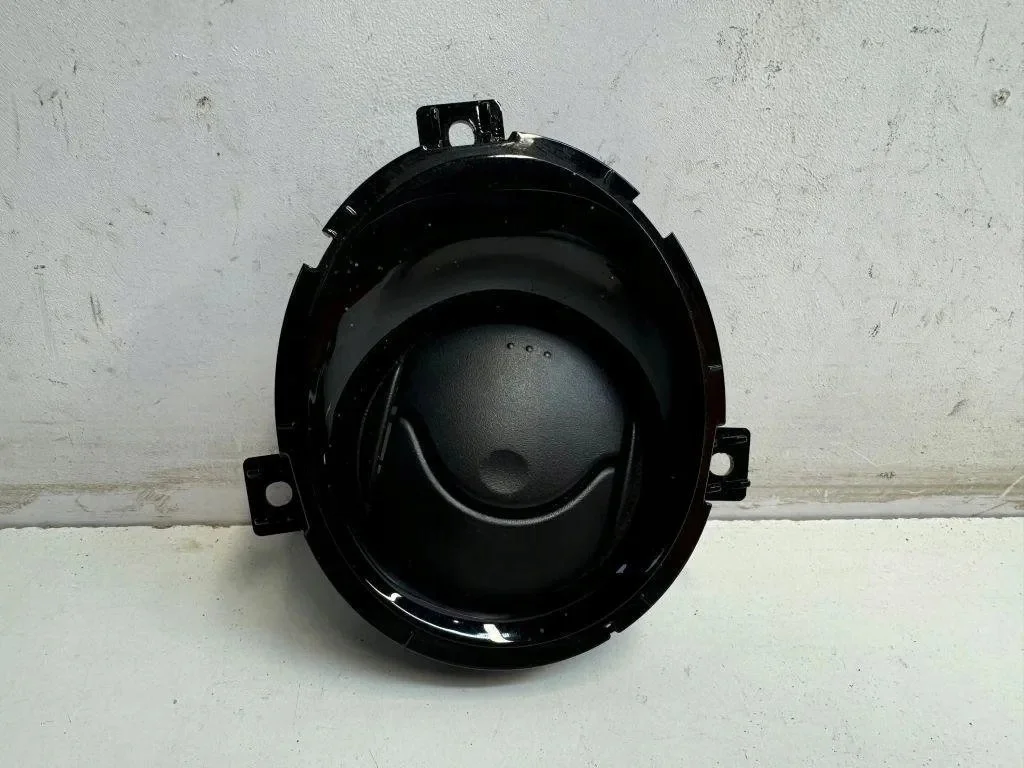 Prise d'air console Nissan Juke F15 687601KE0A