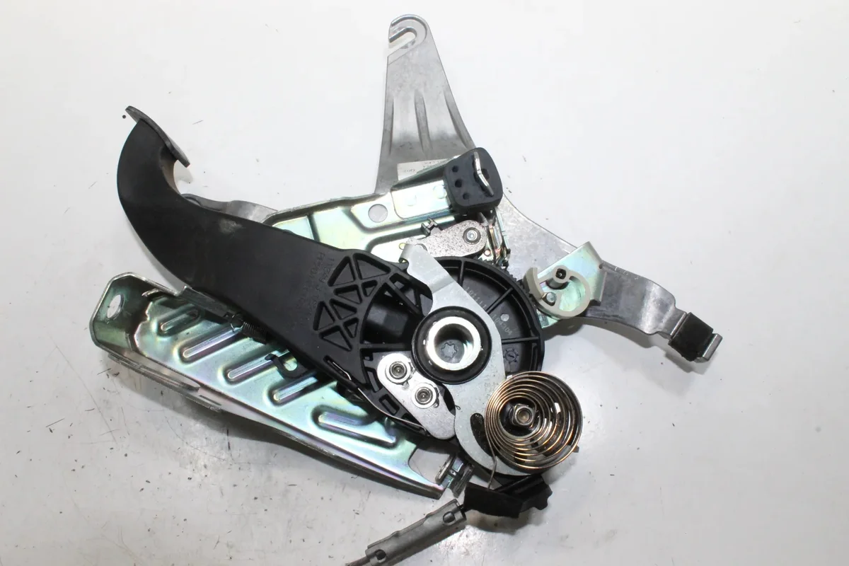 Handbremsmechanismus Mercedes E Cabrio A207 image 6